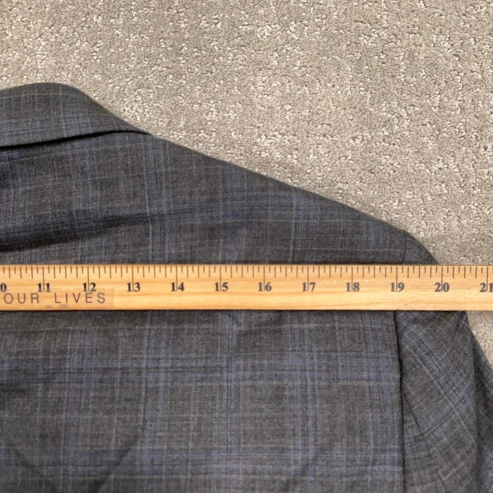 Jos. A. Bank Blazer Mens 43R Gray Blue Plaid Tailored Wool Stretch